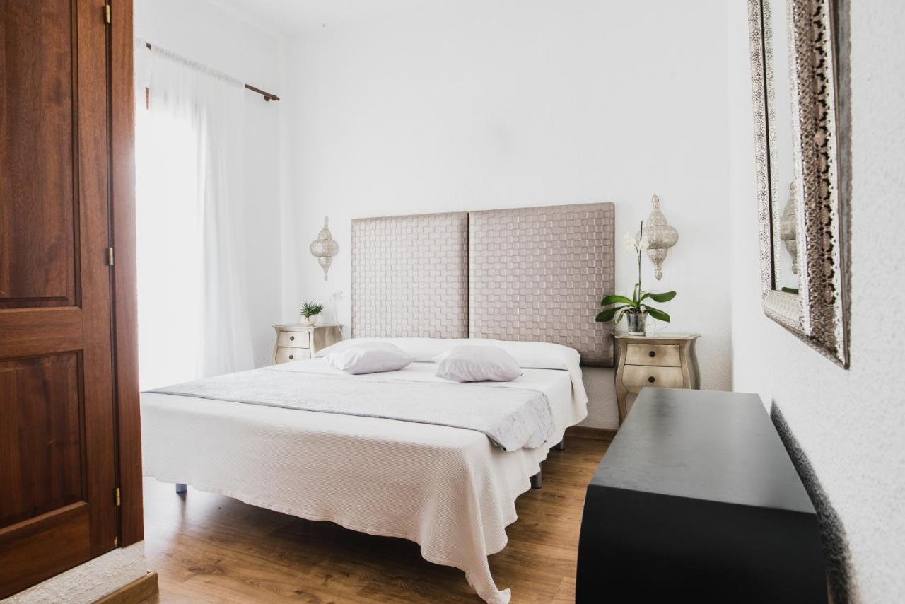 Buenavista & Suites Santa Eularia des Riu Zewnętrze zdjęcie