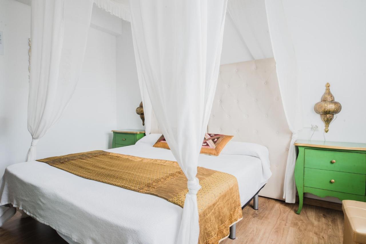 Buenavista & Suites Santa Eularia des Riu Zewnętrze zdjęcie