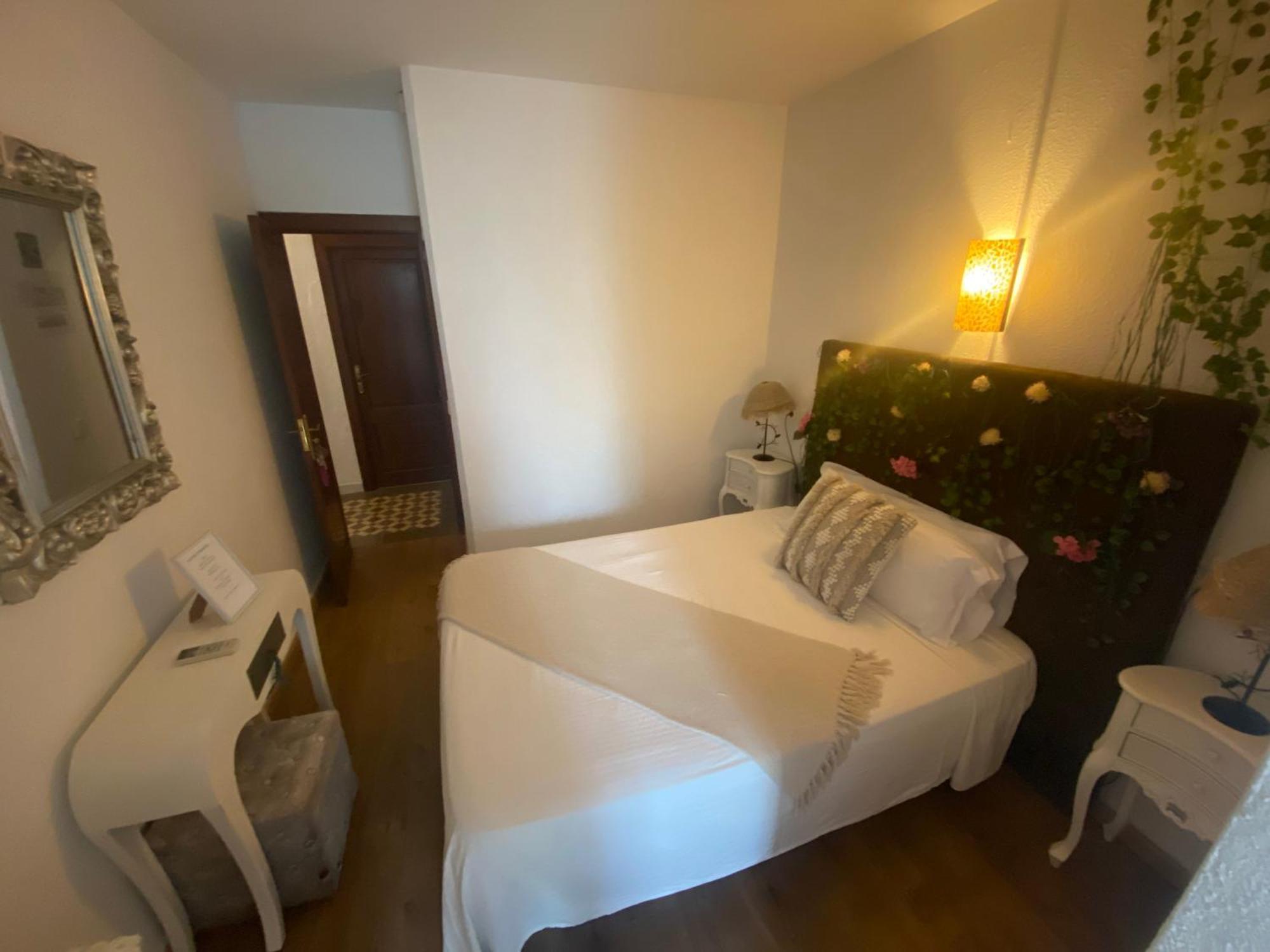 Buenavista & Suites Santa Eularia des Riu Zewnętrze zdjęcie